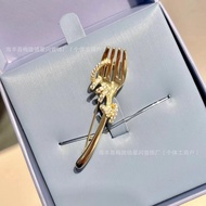 HEFANG HEFANG Fork Pasta Brooch Light Luxury Elegant Premium Medal Pin Live ReadyStock