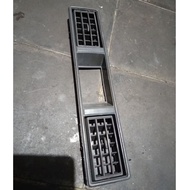 Mazda e2000 ac grille