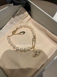 Vivienne Westwood 經典珍珠土星別針手鍊 金色珍珠 貝珠鍍金合金水鑽