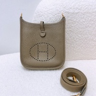 Hermes mini evelyne 迷你伊芙琳 馬爾法米金釦 B