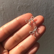 Ribbon series earrings- silver / ต่างหูโบว์ / ต่างหู /ต่างหูเงินแท้ / coolife.co