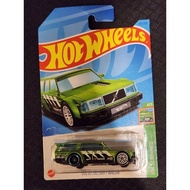 Hotwheels Volvo 240 Drift Wagon Yokohama not sth