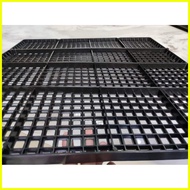 ◕ ▨ ¤ Winwin Plastic Dog Matting 2x2