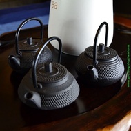 Mini iron pot cast iron pot Small cast iron pot tea play tea pet decoration tea accessories 0.05ml