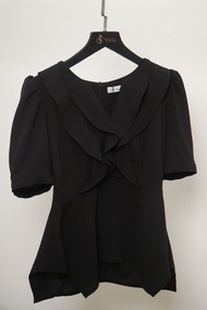 Vella Fashion - Set ELISE áo cổ V phối bèo tay ngắn và chân váy mini có túi VA25022 VV25023