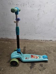 Sway 三輪滑板車