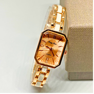 Jam Tangan Wanita Dua Lapisan Paduan Tali Lady Elegant Persegi Shell Dial Quartz Luxury