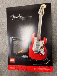 lego 21329 Fender Stratocaster guitar + amp