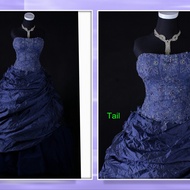 Gaun pengantin biru tua preloved