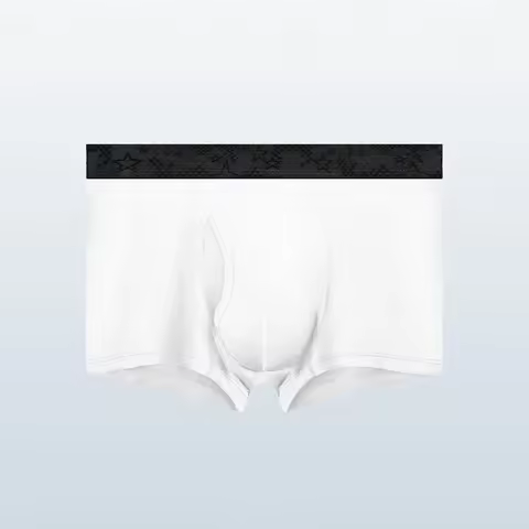 Sculpt the buttocks to flatter your hips and show off your confident posture