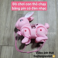 Đồ chơi con thỏ chạy pin có nhạc đèn dây dắt cho bé mới biết đi và trẻ nhỏ (ảnh thật)