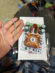 แอมป์ขับซับแยก Amp NTA6001 600w 1ch รองรับไฟDC 18v สูงถึง50v ลง2โอห์มได้ มีจุดต่อ3p พร้อมฐานยึดแอมป์