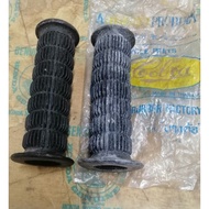 Hand Grips Black Honda S90/CS90/CB100/CL100/CB125S/CL125/CD125/SS50 Handle Grip Rubber Set (LH&RH) (