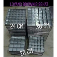 24 CM SECTIONAL TIN