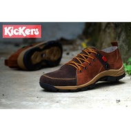 Kicker Tracking Shoes size 39-43