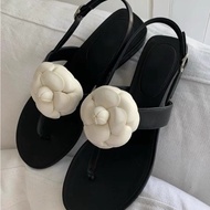 Cross-toe Sandal with thin straps, 2-inch high bread sole, light and comfortable on feet NA173 ️