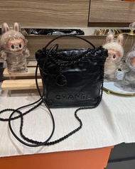Chanel 22 mini 黑色小牛皮so black,100%Authentic,98%new❤️尖沙咀中港城❤️