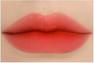 3CE BLUR WATER TINT(4.6g) soft lip with less smear with a blurry finish (#PLAY OFF) with sun cream(1