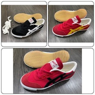 Ba ta ship shoes Flat soccer shoes size 34-44