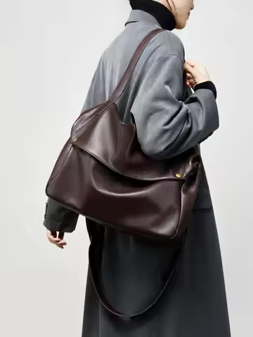 2025 New large capacity Women shoulder bag genuine leather Europe style soft Pitot Bag simple casual