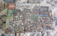 全新Lego 10193 皇冠城堡  Castle Medieval Market Village 