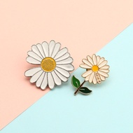 Kpop Idol G-DRAGON Brooch Daisy Design Brooches & Pins