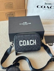 💜COACH蔻馳 Charter男款相機包 黑色老花 牛皮 斜挎包 單肩包 通勤 生日禮物 節日 情人節 Men's camera bag, messenger bag, shoulder bag, 