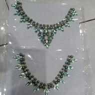 Pearl chain sequin neck chain