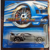 HOTWHEELS 2006 DROPSTARS NISSAN SKYLINE SILVER (CARD DAMAGED) (6.3)