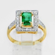 Parichat Jewelry แหวนทองคำแท้18K หรือทอง90 ประดับพลอยมรกตแท้สีเขียว ขนาด 6.8 x 4.8 มม. 1.16 กะรัต ล้อมเพชรเบลเยียมแท้ ไซส์ 7