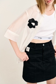 LYDIA SKORT กระโปรงกางเกงผ้ายีนส์ยืด นุ่มใส่สบายมาก (ผ้าเดียวกับ CHATO MIDI SKIRT) ราคาแยกชิ้น