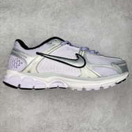 Nike Zoom Vomero 5
