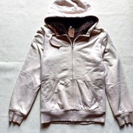 hoodie jaket pria original uniqlo putih vietnam