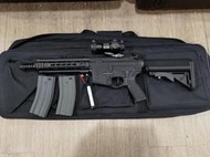 二手寄賣 9成新 VFC M4 VR16 SABER CQB MOD1 全金屬 電動槍 1槍2匣 含電池.內紅點.槍袋