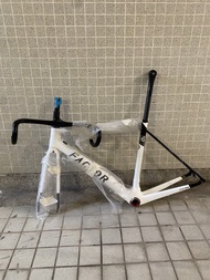 Factor O2 carbon 碳纖公路車架