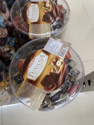 2023 New Pintai Yashi Tayas Siberian Hazelnut Filled Chocolate G Turkey Chocolate Candy Barrel