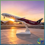30cm Qatar Airways B777 Resin Solid Plane Model Desktop Ornament Aviation Collectible Birthday Gift