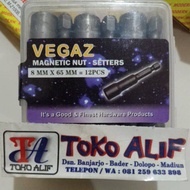 Nut Magnet 8mm x 65mm