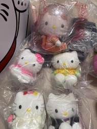 Hello kitty Daniel 舊版麥當勞McDonald結婚／太空人公仔