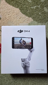 dji OM4 手機穩定器