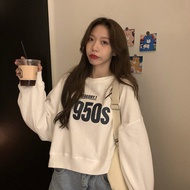 Trendy Women’s Short Top - Printed Casual Fall Sweater