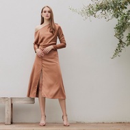 MAVE ATELIER รุ่น Luna Dress Copper Brown ชุดเดรสไปงาน