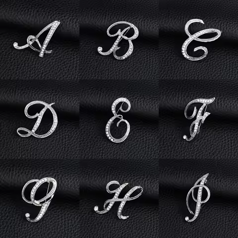 A-Z Letter Brooches Crystal English Word Brooch Metal Pins Suit Shirt Collar Jewelry Accessories Chr