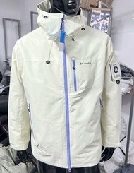 Columbia 防水外套