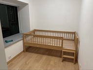 二手實木單人床（1m x 1.9m)，欄杆可拆