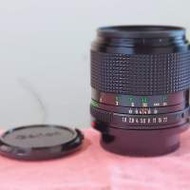 少有Canon FD 85mm f1.8 大光圈鏡頭。屬於最佳人像鏡。