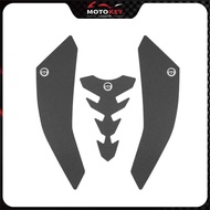 for SUZUKI GSXS 750 2017-2021 GSXS 750Z 2017-2020 Motorcycle Sticker Tank Non Slip Tank Traction Sid