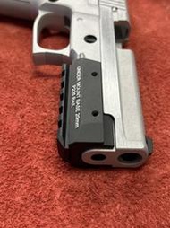 MARUI SIG  sauer KJ P226 CNC 6061 戰術 軌道 戰術魚骨 手槍