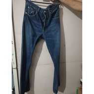 JEANS 501 TERPAKAI 9/10