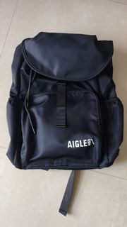 AIGLE黑色背包